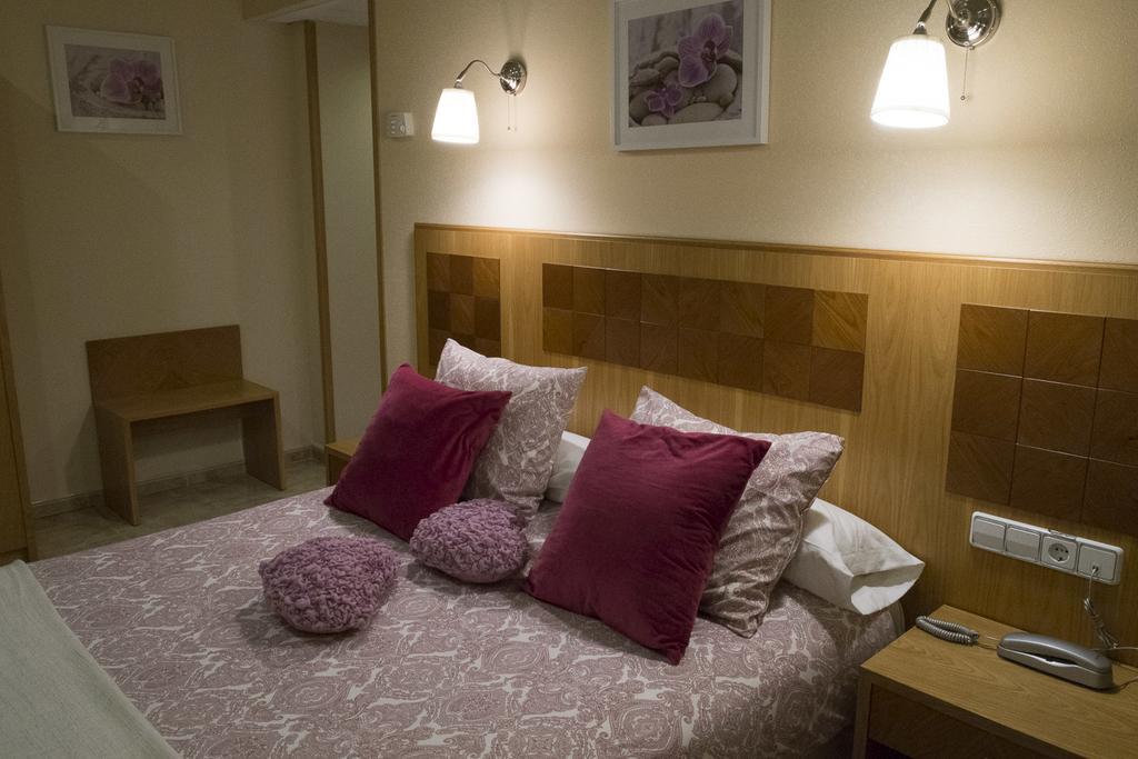 Hostal Azul El Molar Room photo
